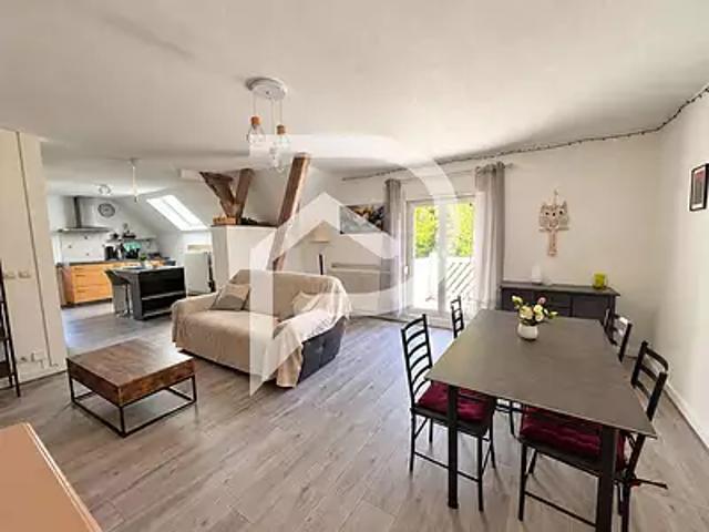 Lutzelbourg 57820 Achat / Vente appartement 4 pièces t4 au dernier étage jardin