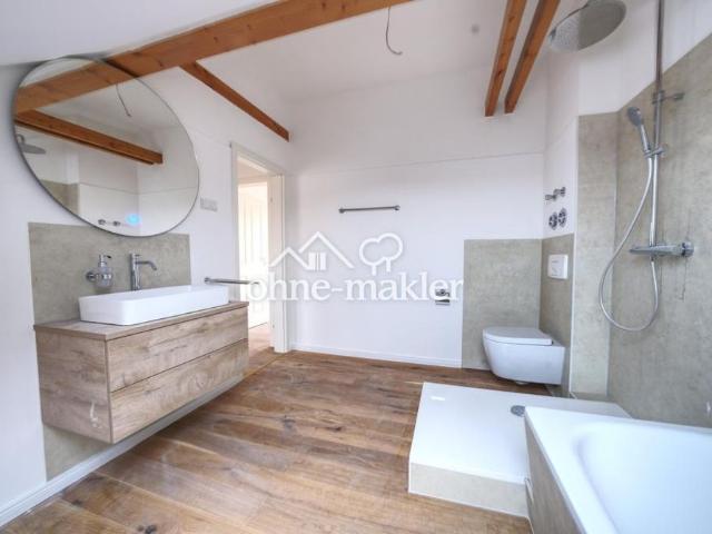 Lutherstraße: 2 Zimmer Maisonette, fugenloses Bad, tolle Aussicht, Nobilia EBK