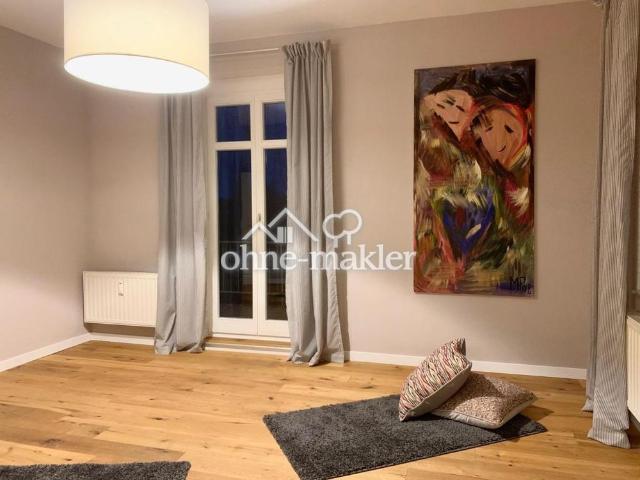 Lutherstraße: 2 Zimmer Wohnung mit toller Küche, Parkett und Balkon