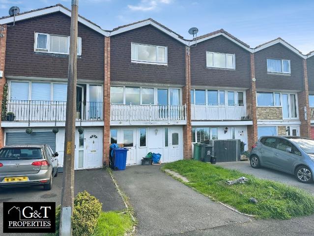 Lutley Drive, Stourbridge DY9, 3 bed terraced house to rent, £1,350 pcm | PrimeLocation