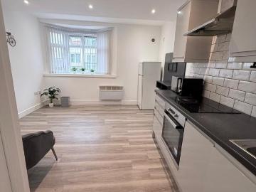 Luton, LU1 1 bed flat to rent £1,000 pcm £231 pw