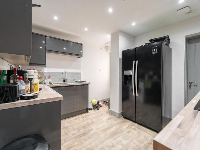 Luton Road, Birmingham, West Midlands B29, 4 bed shared accommodation to rent, £598 pcm | PrimeLocation