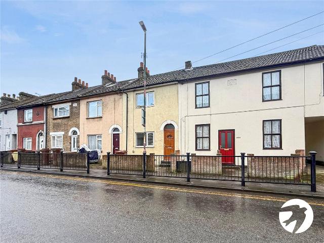Luton Road, Chatham, Kent ME4, 2 bed terraced house to rent, £1,175 pcm | PrimeLocation