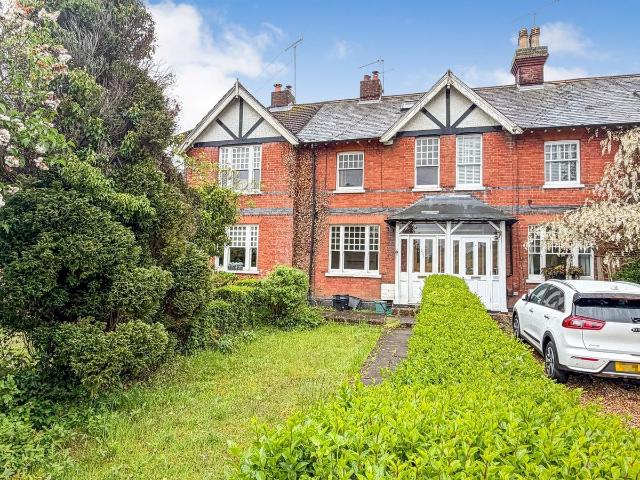 Luton Road, Harpenden AL5, 3 bed terraced house to rent, £2,300 pcm | PrimeLocation