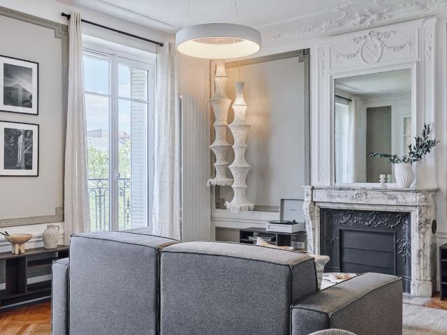Luvia 2 bedrooms in Archives, Paris Amsterdam Apartments for Rent
