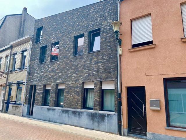 Luxueuze bel étage met 3 slp, terras en garage voor 1.195.