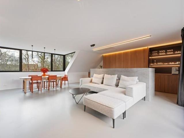 Luxueus afgewerkte penthouse te huur in het hart van Brugge