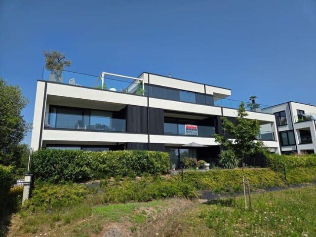 Luxueus appartement met 2 slaapkamers en garage