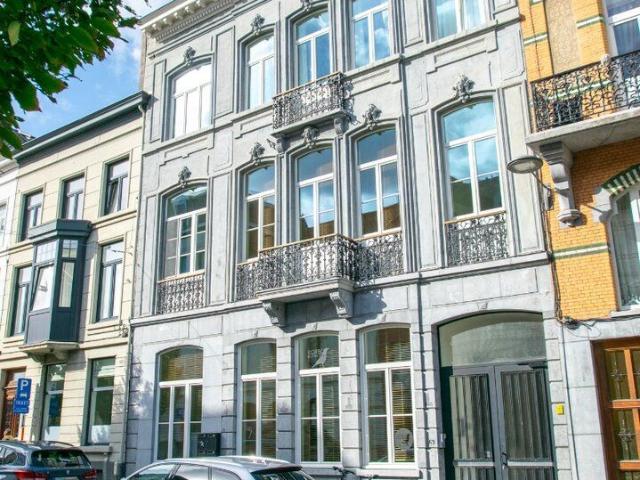Luxueus appartement met 3 slaapkamers op toplocatie