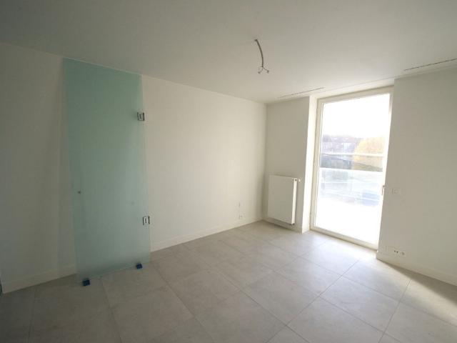 Luxueus appartement met groot terras en autostaanplaats