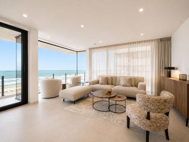 Luxueus appartement met panoramisch zeezicht te Blankenberge