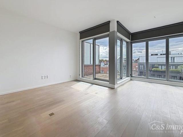 Luxueus dakappartement met terrassen op het bruisende Zuid