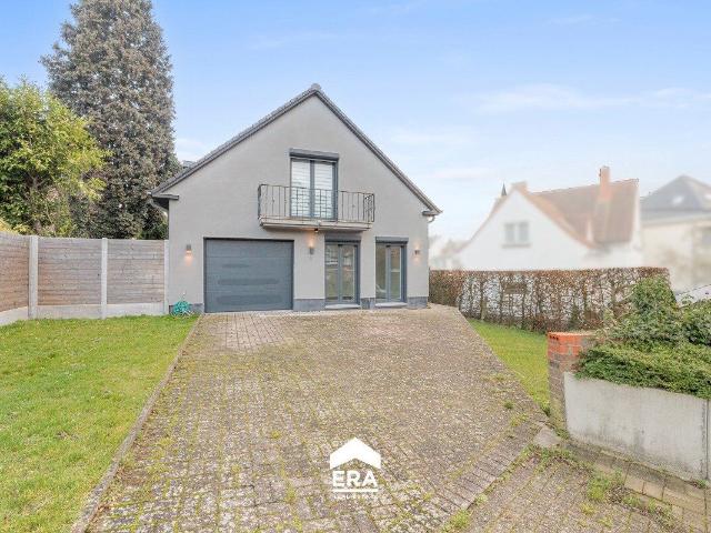 Luxueus gerenoveerde vrijstaande woning met wellness