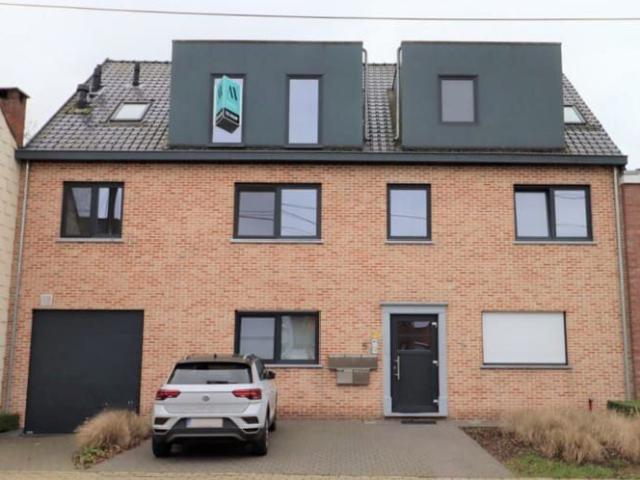 Luxueus penthouse met zuidgericht terras in Hingene