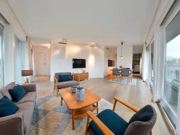 Luxueus praktisch appartement 122m² + 30 m² met rondom terrassen te Nieuwpoort Stad