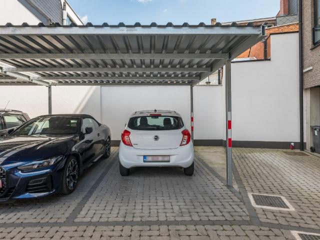 luxueus, ruim appartement op de wilfordkaai met staanplaats