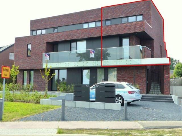 Luxueus recent duplex 2 slpk. app. met terras in Kermt