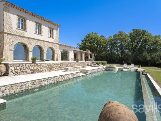 Luxueuse propriété avec vue mer panoramique. 550m² Châteauneuf Grasse