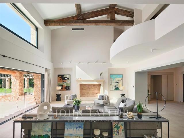 Luxueuse propriété en pierres avec vue jusqu'à la mer 765m² La Colle sur Loup