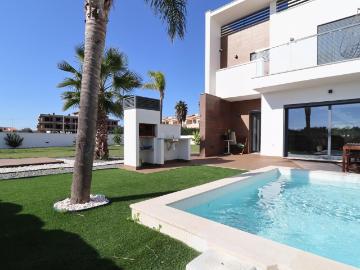 Luxuosa moradia com design moderno e com jardim de 418,4 m2 171m² Ferreiras