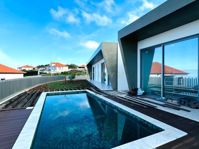 Luxuosa Moradia Nova na ponta do Pargo, Ilha da Madeira