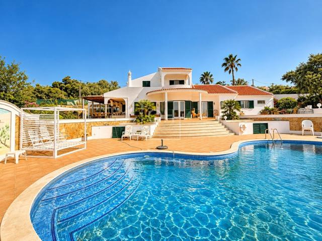 Luxuosa Moradia V4 com Vista Panorâmica na Goldra, Loulé 357m² Loulé São Clemente
