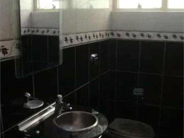 Luxuosa Casa à Venda em Sorocaba SP na Vila Trujillo 4 Quartos, 4 Suítes, 3 Salas, 5 Banheiros, 3 V