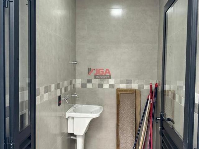 Luxuosa Casa em Condomínio à Venda em Hortolândia SP, Parque Olívio Franceschini 3 Quartos, 1 Suít