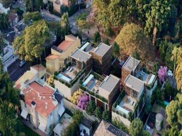Luxuosa casa em condomínio à venda em São Paulo SP, no Jardim Paulistano, com 4 quartos, 4 suítes, 4