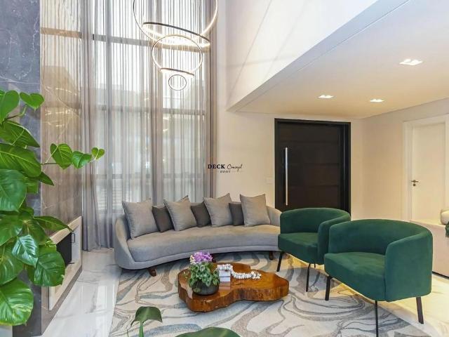 Luxuosa Casa Em Condomínio Clube, 3 Suítes, 3 Vagas de Garagem Cobertas, Totalmente Mobiliada No Ba