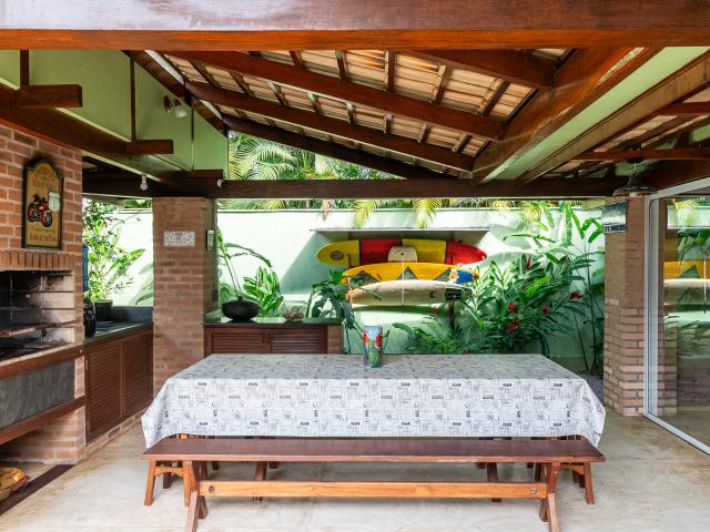 Luxuosa Casa em Condomínio na praia de Itamambuca