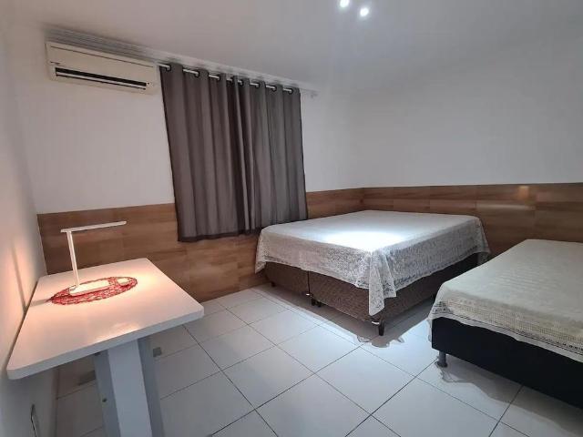 Luxuosa Casa Mobiliada Com Piscina Privativa No Condomínio Alpha 1