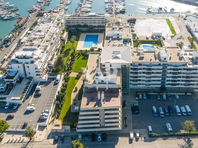 Luxuosa Penthouse T3 situada na Marina de Vilamoura 300m² Quarteira