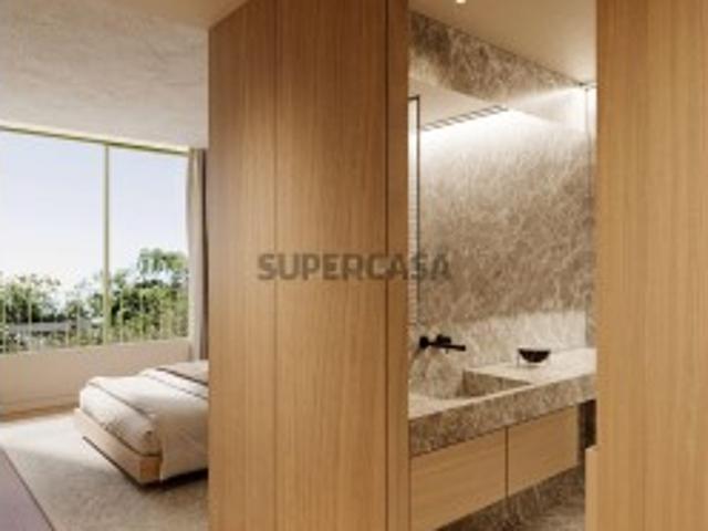 Luxuosa Propriedade com Vista para o Rio no Porto