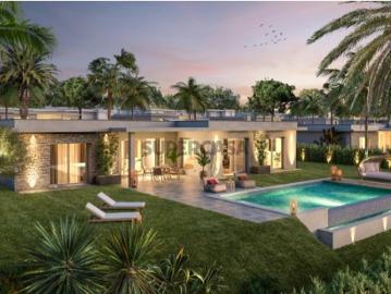 Luxuosa Residência em Faro, frente à Ria Formosa, com Adega, Hamman, Ginásio, Garagem, Piscina e Jardim