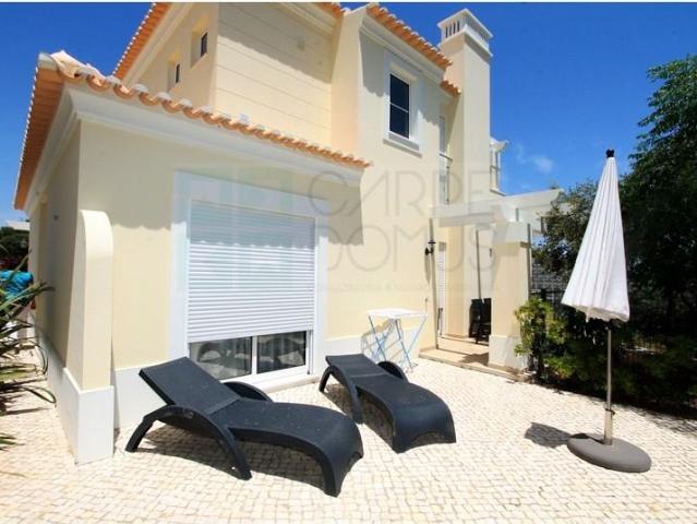 Luxuosas moradias V2 equipadas e mobiladas em Golfe Country. 100m² Castro Marim