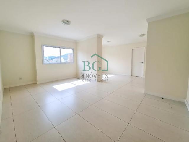 Luxuoso Apartamento no Condomínio Dom Pedro