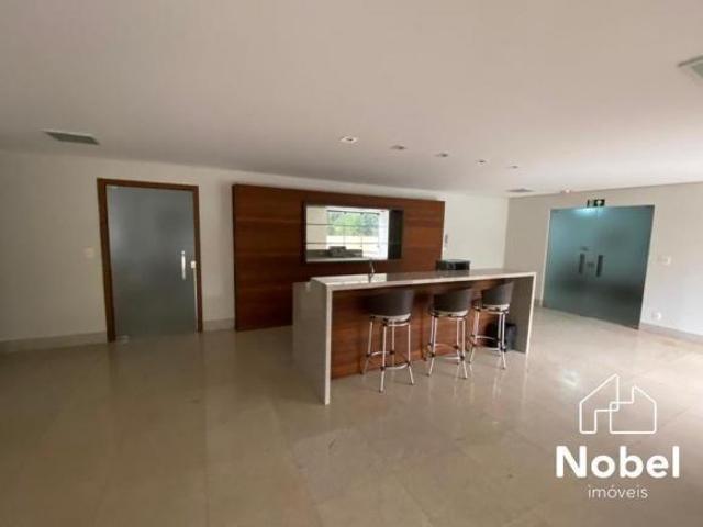 Luxuoso apartamento à venda no Edifício Cândido Portinari em Cianorte PR: 4 quartos, 3 suítes, 3 sal