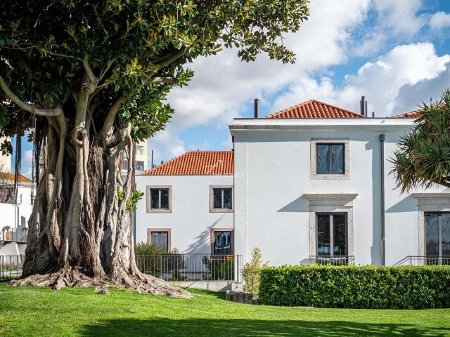 Luxuoso Apartamento T4 Duplex pensado para quem procura um e. 337m² Penha De França