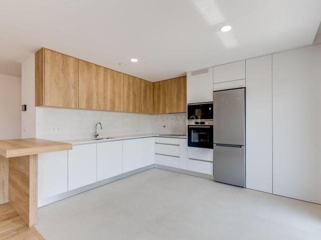 Luxuoso Apartamento T4 em Pombal, Leiria