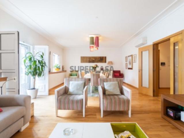 Luxuoso Apartamento T6 Duplex Avenida Conde de Valbom | Lisboa