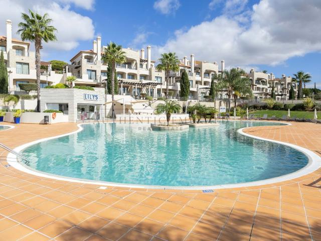 Luxuoso apartamento T2 virado para Sul em Pine Hills, Vilamoura