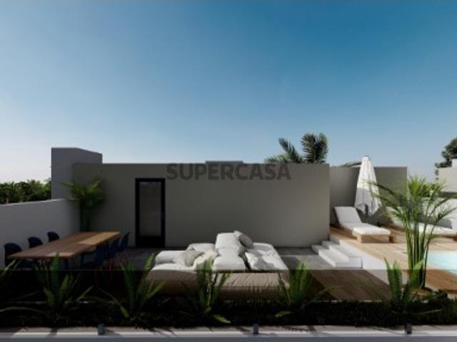 Luxuoso Apartamento T3 com terraço e piscina privativa no rooftop em Olhão
