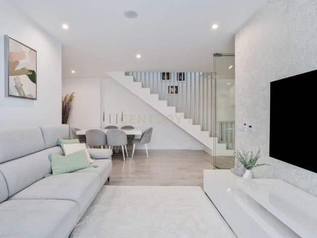 Luxuoso Penthouse T3 em Faro com Piscina Comum 695.000€