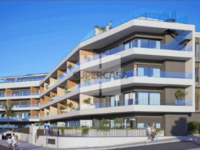 Luxuoso T3 c/ Terraço e Piscina