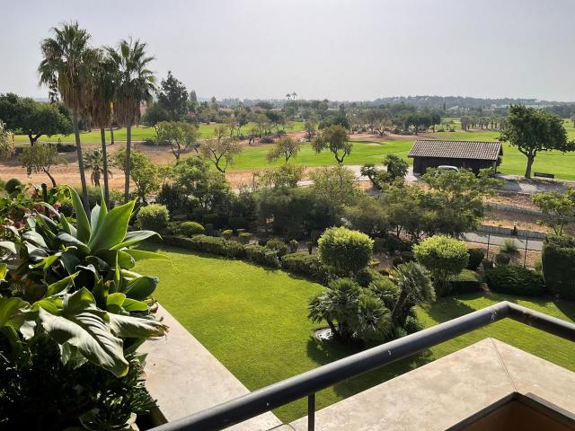 Luxuoso T3 penthouse dentro do Campo de Golfe c/ vista marav. 163m² Quarteira