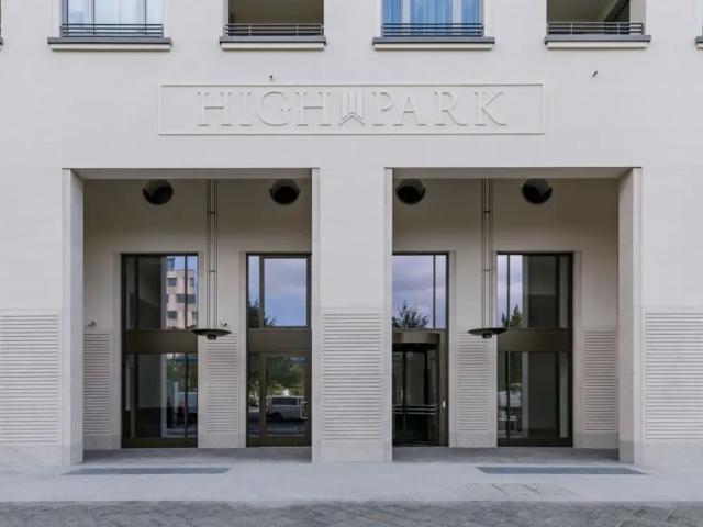 Luxus 2 ROOM APARTMENT HIGH PARK POTSDAMER PLATZ
