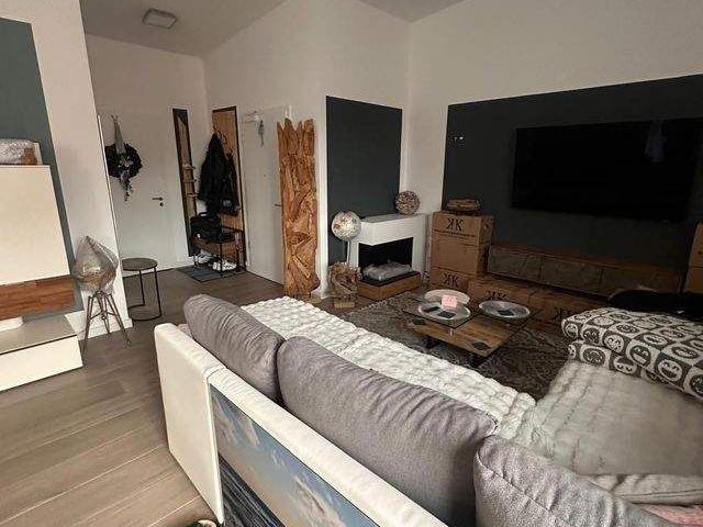 Luxus Traum – Exklusive 2 Zi.Penthouse Wohnung mit riesiger Sonnenterrasse in Norderstedt – Harksheide zu vermieten !