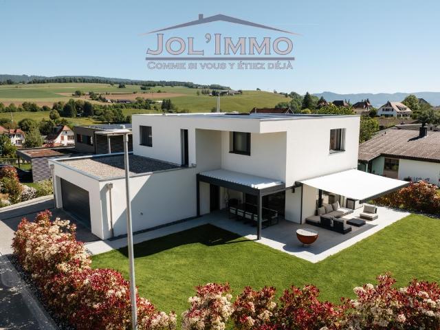 Luxus Villa in Courfaivre mit 5.5 Zimmern