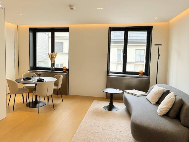 Luxus Apartment im 5 Sterne Hotel am Ring – wenige Schritte zum Stephansdom + Mit Concierge Service & Hotelkomfort